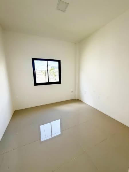 อสทาวน ชลบร-อมตะนคร (Ease Town), Chon Buri (Pattaya), Khlong Tamru, Muang Chon Buri, Chon Buri (Pattaya), 3 Bedrooms, 150 sqm, Single Detached House For Sale, by The Best Property ยุ้ย, 500461921 - DDproperty.com