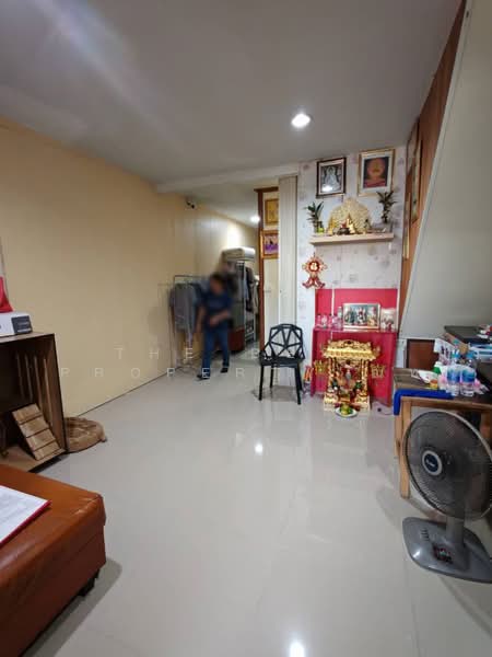 ทาวนเฮาสลาดกระบง กรงเทพมหานคร, Bangkok, Khlong Song Ton Nun, Lat Krabang, Bangkok, 3 Bedrooms, 150 sqm, Townhouse For Sale, by The Best Property ณท, 500461947 - DDproperty.com