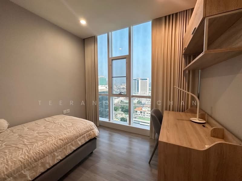 The Room Sathorn, Bangkok, 78 Pan Road, Silom, Bang Rak, Bangkok, 2 Bedrooms, 76 sqm, Condo For Sale, by Teeranop Inchan, 500461948 - DDproperty.com