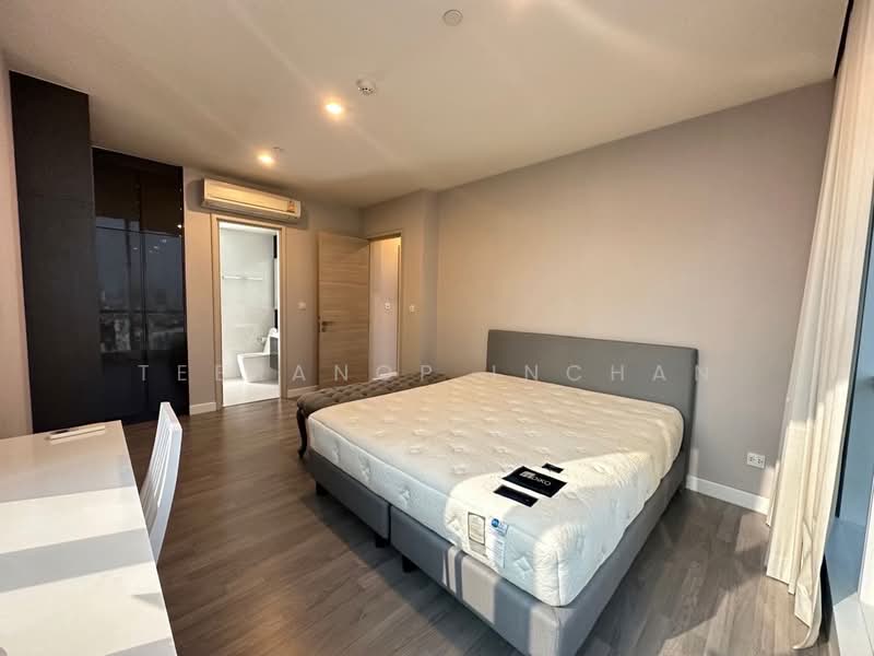 The Room Sathorn : เดอะ รูม สาทร, กรุงเทพ, 78 ถนนปั้น แขวงสีลม เขตบางรัก กรุงเทพมหานคร, สีลม, บางรัก, กรุงเทพ, 76 ตร.ม., คอนโด ขาย, โดย Teeranop Inchan, 500461948 - DDproperty.com