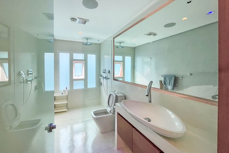 Punna Residence 1 @ Nimman, Chiang Mai, Nimmana Haeminda Rd Soi 6, Su Thep, Muang Chiang Mai, Chiang Mai, 2 Bedrooms, 172 sqm, Condo For Rent, by Elijah Ridgley, 500461966 - DDproperty.com