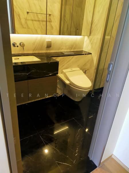 Saladaeng One, Bangkok, Sala Daeng 1 Alley, Silom, Bang Rak, Bangkok, 1 Bedroom, 50 sqm, Condo For Rent, by Teeranop Inchan, 500461973 - DDproperty.com