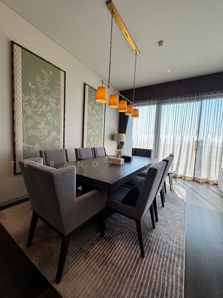 Tela Thonglor 13, Bangkok, 233 Soi Sukhumvit 55, Sukhumvit Road, Khlong Tan Nua, Watthana, Bangkok, 3 Bedrooms, 200 sqm, Condo For Rent, by Teeranop Inchan, 500461978 - DDproperty.com