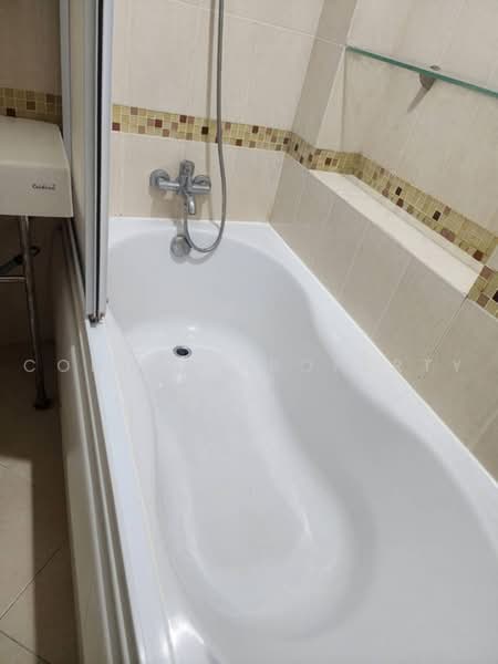 Life @ Ratchada, Bangkok, 36 Soi Lat Phrao 36, Chan Kasem, Chatuchak, Bangkok, 1 Bedroom, 41 sqm, Condo For Rent, by Connex Property, 500462029 - DDproperty.com