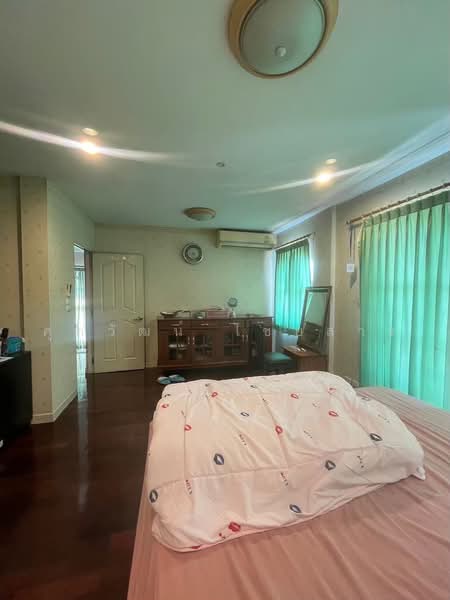 Manthana Wongwaen-Pinklao, Nonthaburi, Soi Wat Phra Ngoen, Plai Bang, Bang Kruai, Nonthaburi, 4 Bedrooms, 280 sqm, Single Detached House For Sale, by ศุภวัฒน์ ไชยสาร, 500462031 - DDproperty.com