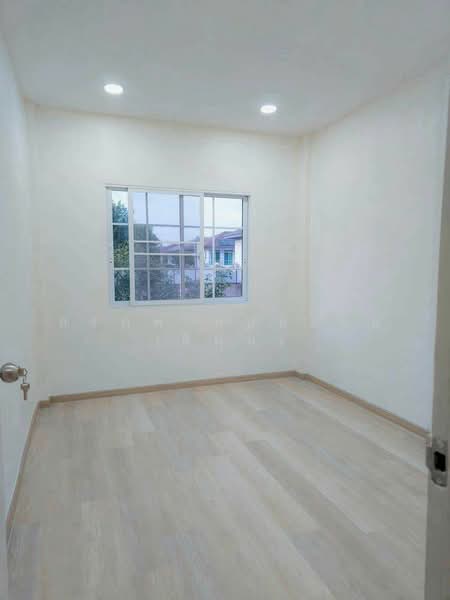 Jitnarong Garden House, นนทบุรี, บางกร่าง, เมืองนนทบุรี, นนทบุรี, 65 ตร.ม., ทาวน์เฮ้าส์ ขาย, โดย สรภพ ยอดไชย (สีฝุ่น), 500462047 - DDproperty.com