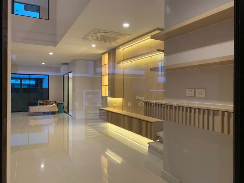 Nirvana Define Srinakarin-Rama 9, Bangkok, Srinakarin - Rom Klao Road, Saphan Sung, Bangkok, 3 Bedrooms, 285 sqm, Townhouse For Sale, by Connex Property, 500462119 - DDproperty.com