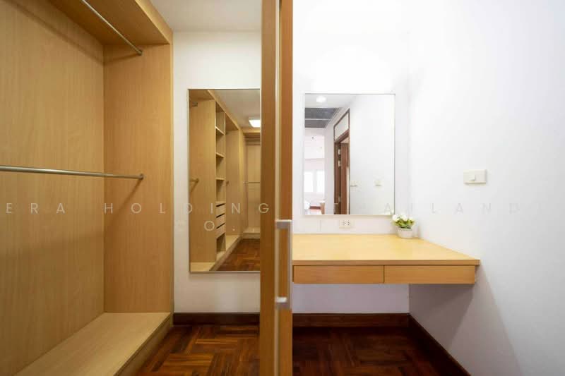 The Grand Sethiwan, Bangkok, 82 Soi Sukhumvit 24, Khong Tan, Khlong Toei, Bangkok, 3 Bedrooms, 250 sqm, Condo For Rent, by ERA Holding (Thailand) Co., Ltd., 500462121 - DDproperty.com