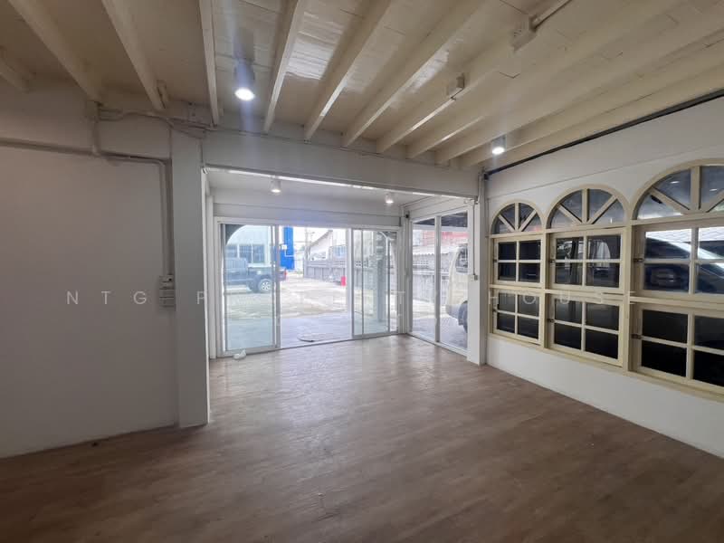 อาคารสำนกงาน พรอมบาน2หลง รชดา42 ใกลถนนใหญ, กรุงเทพ, จันทรเกษม, จตุจักร, กรุงเทพ, 900 ตร.ม., สำนักงาน ให้เช่า, โดย NTG Property House Co.,Ltd., 500462135 - DDproperty.com