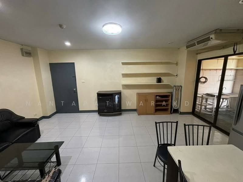 The Living condo Sukhunvit64, Bangkok, Bang Chak, Phra Khanong, Bangkok, 2 Bedrooms, 52 sqm, Single Detached House For Sale, by Nantapat Warakdee, 500462191 - DDproperty.com