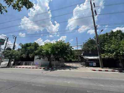 ขาย - ขายทดน 3-2-70 ไร ตดถนนออนนช ยกแปลง 200 ลาน, กรุงเทพ