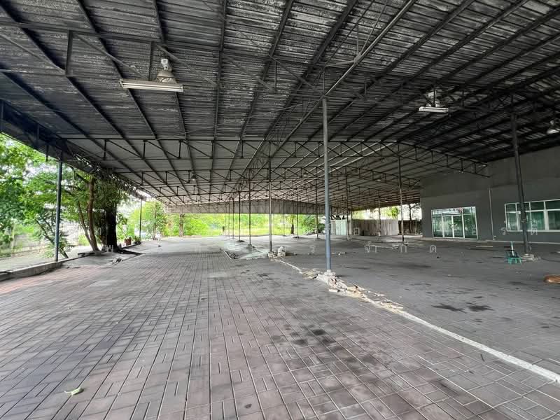 ขายทดน 3-2-70 ไร ตดถนนออนนช ยกแปลง 200 ลาน, กรุงเทพ, สวนหลวง, กรุงเทพ, 5,880 ตร.ม., ที่ดิน ขาย, โดย บริษัท เนสท์ พร็อพเพอร์ตี้ พาร์ทเนอร์ จำกัด, 500462205 - DDproperty.com