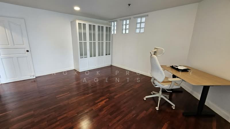 Crystal Garden Condominium : คริสตัล การ์เด้น, กรุงเทพ, 217 ถนนสุขุมวิท ซอย 4, คลองเตย, คลองเตย, กรุงเทพ, 193 ตร.ม., คอนโด ให้เช่า, โดย BANGKOK PROPERTY AGENTS, 500462233 - DDproperty.com