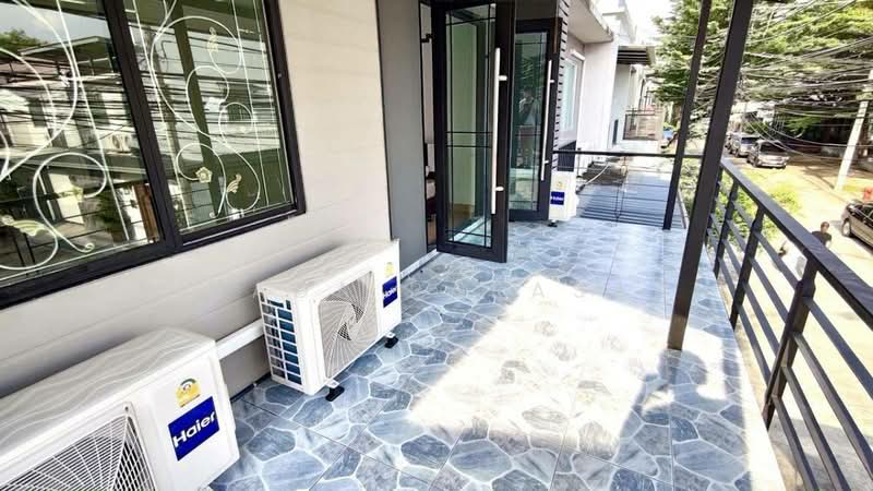 Areeya The Color 1 : อารียาคัลเลอร์ 1, กรุงเทพ, ถนนลาดปลาเค้า, จรเข้บัว, ลาดพร้าว, กรุงเทพ, 155 ตร.ม., ทาวน์เฮ้าส์ ให้เช่า, โดย Airada Parasarn, 500462236 - DDproperty.com
