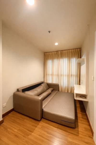 The Crest Phahonyothin 11, Bangkok, Soi Phaholyothin 11 Phaholyothin Road, Samsen Nai, Phaya Thai, Bangkok, 1 Bedroom, 44 sqm, Condo For Rent, by Rosesirin Expert, 500462242 - DDproperty.com