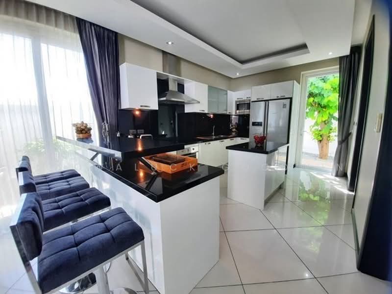 Palm Oasis Villa Pattaya, Chon Buri (Pattaya), Soi Thep Prasit 17, Nong Pru, Bang Lamung (Pattaya), Chon Buri (Pattaya), 5 Bedrooms, 500 sqm, Villa For Sale, by Yaowaluck Goodwin, 500462244 - DDproperty.com