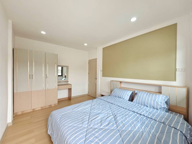 Baan Sri Prajak 7 Bang Kruai-Sai Noi, Nonthaburi, Bang Kruai-Sai Noi Road, Bang Bua Thong, Nonthaburi, 4 Bedrooms, 100 sqm, Townhouse For Sale, by NR AGENT, 500462248 - DDproperty.com