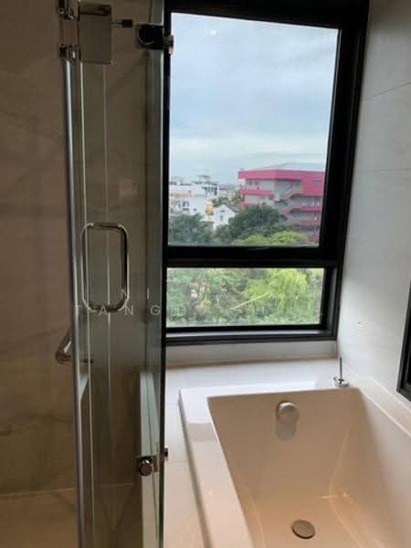 Rhythm Ekkamai, Bangkok, 11 Soi Sukhumvit 63, Khlongtoei Nua, Watthana, Bangkok, 2 Bedrooms, 71 sqm, Condo For Sale, by Nichapa Tangdachsumrit, 500462250 - DDproperty.com