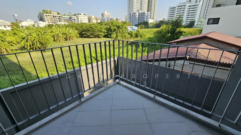 Raveevan Space : รวีวรรณ สเปซ, กรุงเทพ, ซอย สุขุมวิท 39, คลองตันเหนือ, วัฒนา, กรุงเทพ, 228 ตร.ม., คอนโด ให้เช่า, โดย BANGKOK PROPERTY AGENTS, 500462256 - DDproperty.com