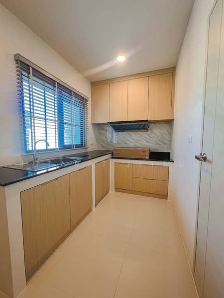 Centro Bangna Phase 2, Samut Prakan, Bang Kaeo, Bang Plee, Samut Prakan, 4 Bedrooms, 235 sqm, Single Detached House For Rent, by Jutarat Jitmun, 500462266 - DDproperty.com