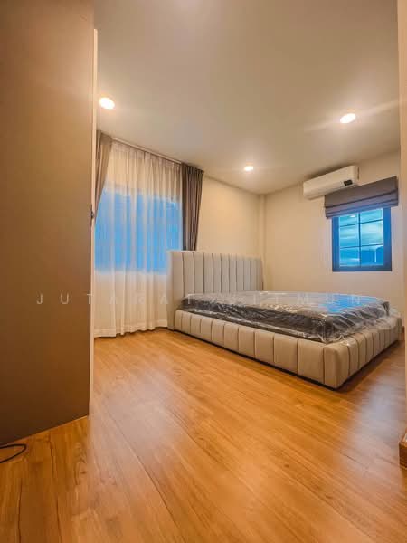 Centro Bangna Phase 2, Samut Prakan, Bang Kaeo, Bang Plee, Samut Prakan, 4 Bedrooms, 235 sqm, Single Detached House For Rent, by Jutarat Jitmun, 500462266 - DDproperty.com