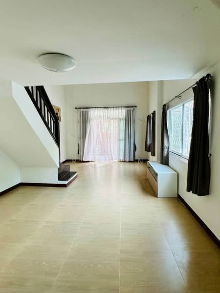 KESARA CLASSIC HOME, กรุงเทพ, คันนายาว, กรุงเทพ, 150 ตร.ม., ทาวน์เฮ้าส์ ขาย, โดย NR AGENT, 500462267 - DDproperty.com