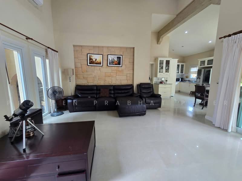 Silk Road Place, Chon Buri (Pattaya), Chaiyapruek 2 Road, Bang Lamung, Bang Lamung (Pattaya), Chon Buri (Pattaya), 3 Bedrooms, 100 sqm, Single Detached House For Rent, by Praveen Peter, 500462333 - DDproperty.com