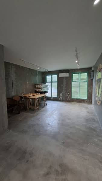 Retail Space 30 sqm For Rent BTS Ekkamai Sukhumvit Watthana Bangkok, Bangkok, สุขุมวิท, Khlong Tan Nua, Watthana, Bangkok, , 30 sqm, Retail Space For Rent, by Konrarat Deesawat, 500462344 - DDproperty.com