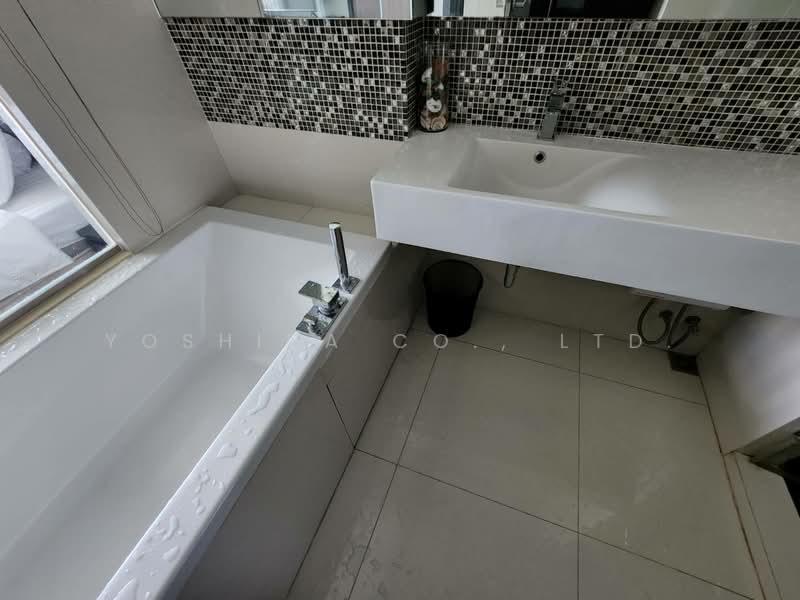 Rhythm Sukhumvit 44/1, Bangkok, Sukhumvit Road, Phra Kanong, Khlong Toei, Bangkok, 1 Bedroom, 45 sqm, Condo For Sale, by Yoshida Co., Ltd., 500462348 - DDproperty.com