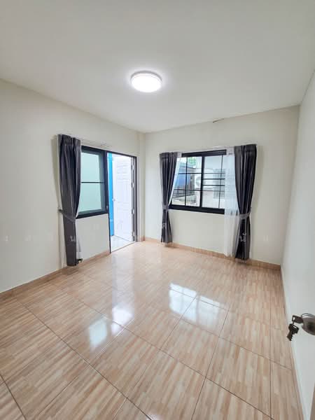 มบ.รมทพย หทยราษฎร33 บางชน คลองสามวา, Bangkok, หทัยราษฎร์33, Bang Chun, Khlong Sam Wa, Bangkok, 3 Bedrooms, 80 sqm, Townhouse For Sale, by นภัสศรณ์ วงศ์สินไทยกร (นันท์), 500462367 - DDproperty.com