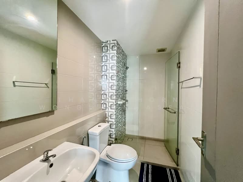 Landmark Ekamai-Ramindra, Bangkok, Sukhonthasawat Road, Lat Phrao, Bangkok, 3 Bedrooms, 168 sqm, Townhouse For Rent, by Thananthorn Wongvarnkaseam, 500462396 - DDproperty.com