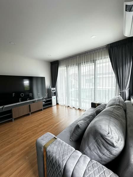 The City Rama 9-Ramkhamhaeng, Bangkok, Srinakarin - Rom Klao Road, Saphan Sung, Bangkok, 5 Bedrooms, 286 sqm, Single Detached House For Rent, by Forty-Six Real Estate Group, 500462420 - DDproperty.com