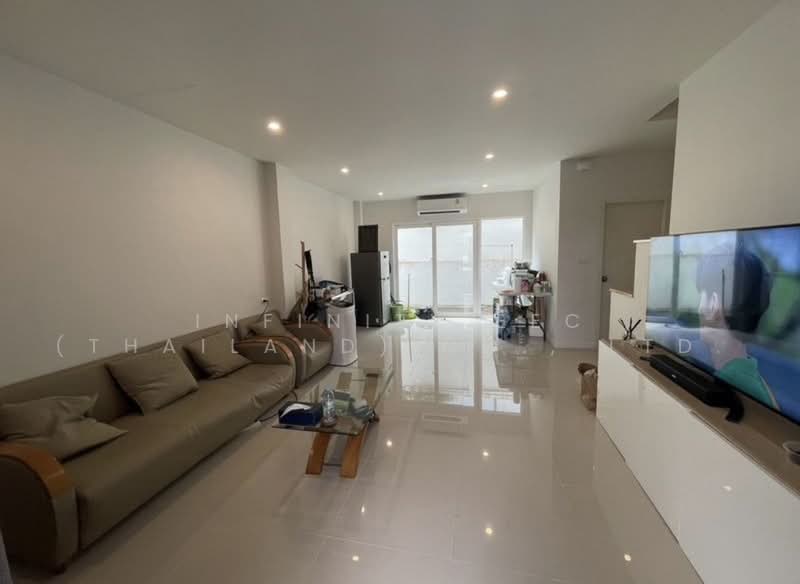 Supalai Ville Sriracha-Suan Sue, Chon Buri (Pattaya), Surasak, Si Racha, Chon Buri (Pattaya), 3 Bedrooms, 90 sqm, Townhouse For Sale, by Infinity EEC (Thailand) Co., Ltd., 500462441 - DDproperty.com