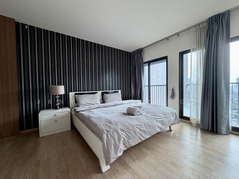 Noble Remix, Bangkok, 772 Soi Sukhumvit 36, Sukhumvit Road, Khong Tan, Khlong Toei, Bangkok, 3 Bedrooms, 121 sqm, Condo For Rent, by Janyanan (Pang), 500462442 - DDproperty.com