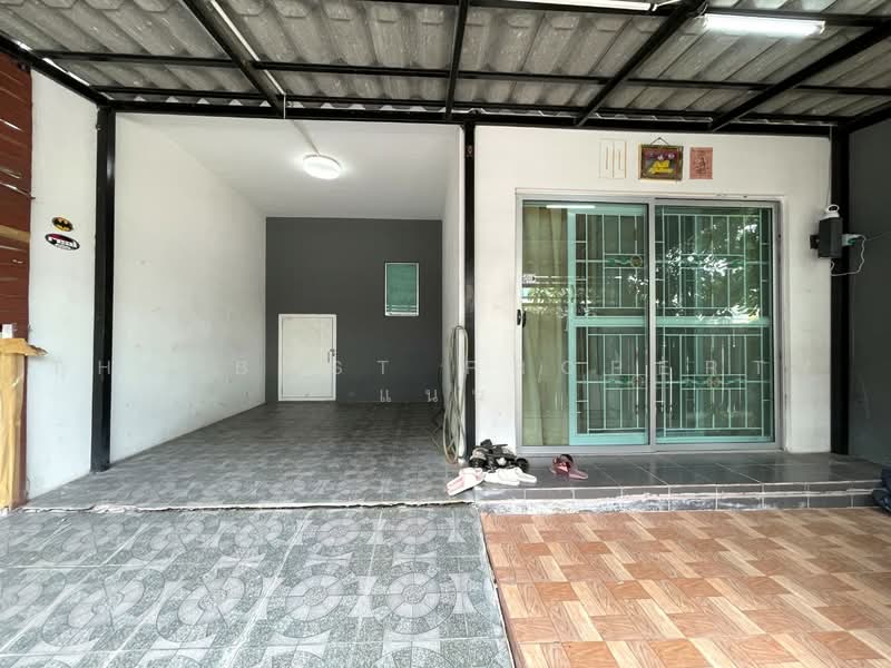 Baan Pruksa 86/2 Ladkrabang-Suvarnabhumi, Samut Prakan, Soi Ladkrabang 54, Ladkrabang Road, Srisa Chorakhe Noi, Bang Sao Thong, Samut Prakan, 3 Bedrooms, 84 sqm, Townhouse For Sale, by The Best Property แนน, 500462465 - DDproperty.com