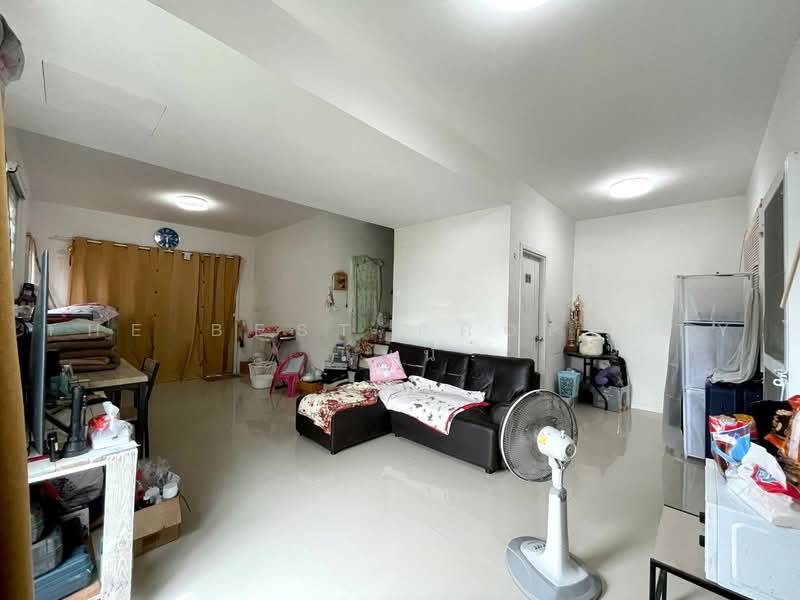 Baan Pruksa 86/2 Ladkrabang-Suvarnabhumi, Samut Prakan, Soi Ladkrabang 54, Ladkrabang Road, Srisa Chorakhe Noi, Bang Sao Thong, Samut Prakan, 3 Bedrooms, 84 sqm, Townhouse For Sale, by The Best Property แนน, 500462465 - DDproperty.com