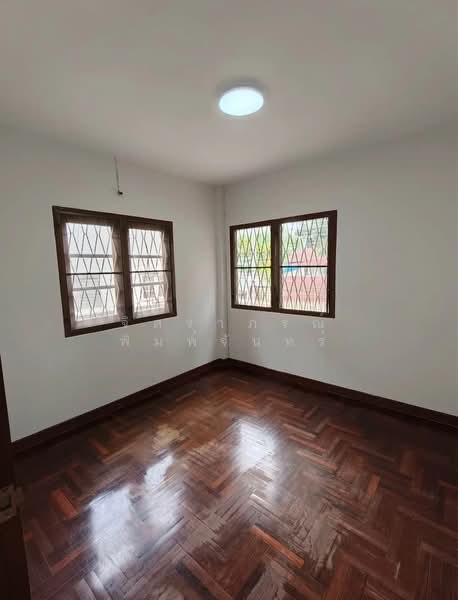 Charan Sanitwong soi 37, Bangkok, จรัญสนิทวงศ์, Bang Khun Sri, Bangkok Noi, Bangkok, 4 Bedrooms, 600 sqm, Single Detached House For Rent, by จิตราภรณ์ พิมพ์จันทร์, 500462466 - DDproperty.com