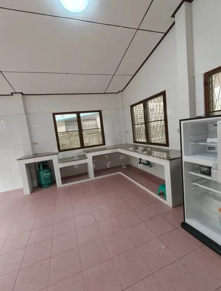 Charan Sanitwong soi 37, Bangkok, จรัญสนิทวงศ์, Bang Khun Sri, Bangkok Noi, Bangkok, 4 Bedrooms, 600 sqm, Single Detached House For Rent, by จิตราภรณ์ พิมพ์จันทร์, 500462466 - DDproperty.com