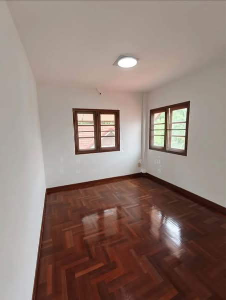 Charan Sanitwong soi 37, Bangkok, จรัญสนิทวงศ์, Bang Khun Sri, Bangkok Noi, Bangkok, 4 Bedrooms, 600 sqm, Single Detached House For Rent, by จิตราภรณ์ พิมพ์จันทร์, 500462466 - DDproperty.com