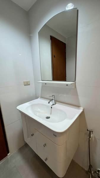 Rama Harbour View, Chon Buri (Pattaya), 25 Soi Mu Ban Home Town Phase 2 Soi 4, Surasak, Si Racha, Chon Buri (Pattaya), 2 Bedrooms, 95 sqm, Condo For Rent, by Dusit Saengfa, 500462496 - DDproperty.com