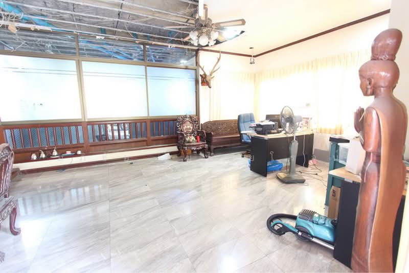 Ladawan Pinklao-Borommaratchachonnani, Bangkok, Borommaratchachonnani Road, Sala Thammasop, Thawi Watthana, Bangkok, 5 Bedrooms, 350 sqm, Single Detached House For Sale, by อภิชัย ลิ้มไชยโรจน์, 500462558 - DDproperty.com