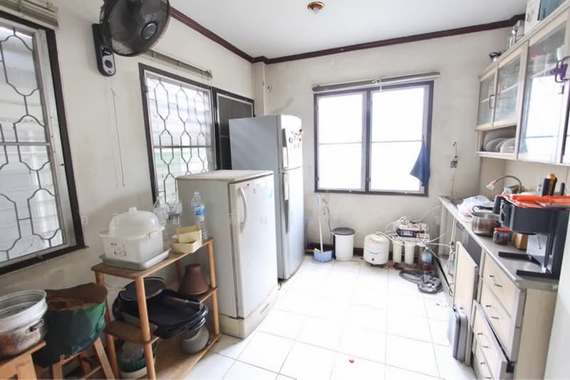 Ladawan Pinklao-Borommaratchachonnani, Bangkok, Borommaratchachonnani Road, Sala Thammasop, Thawi Watthana, Bangkok, 5 Bedrooms, 350 sqm, Single Detached House For Sale, by อภิชัย ลิ้มไชยโรจน์, 500462558 - DDproperty.com