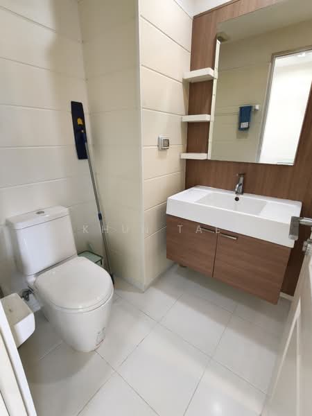 Q House Condo Sathorn, Bangkok, Thonburi Road, Khlong Ton Sai, Khlong San, Bangkok, 1 Bedroom, 40 sqm, Condo For Rent, by Khun Tae, 500462573 - DDproperty.com