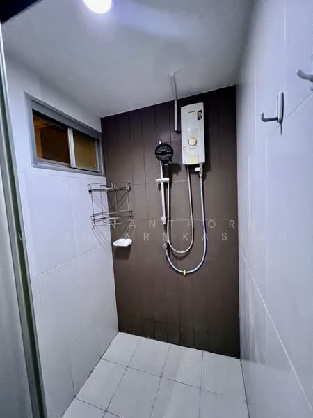 U Delight @ Huai Khwang Station, Bangkok, 411 PrachaUthit road, Huai Khwang, Bangkok, 1 Bedroom, 43 sqm, Condo For Rent, by Thananthorn Wongvarnkaseam, 500462576 - DDproperty.com