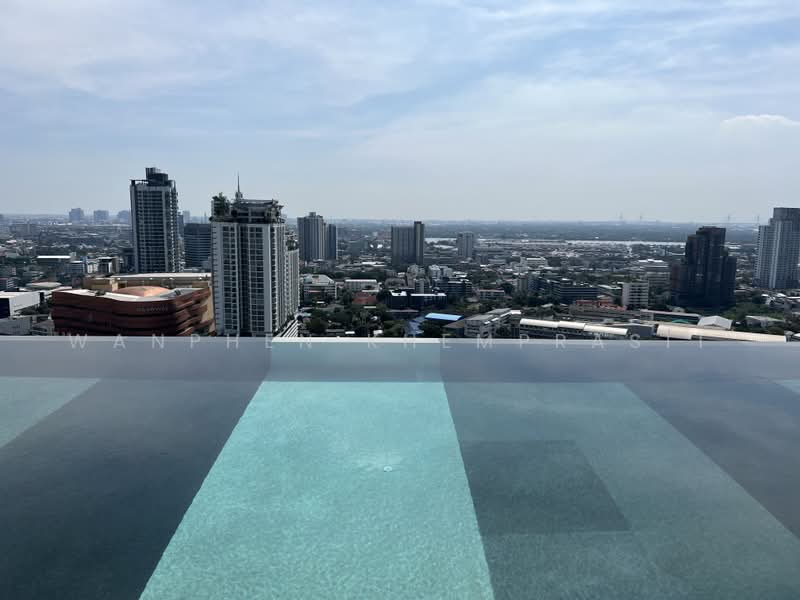 Rhythm Ekkamai, Bangkok, 11 Soi Sukhumvit 63, Khlongtoei Nua, Watthana, Bangkok, 1 Bedroom, 30 sqm, Condo For Rent, by Wanphen Khemprasit, 500462593 - DDproperty.com