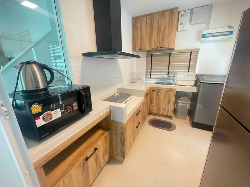 Villaggio 2 Srinakarin-Bangna, Samut Prakan, Buanakarin Road, Bang Kaeo, Bang Plee, Samut Prakan, 3 Bedrooms, 137 sqm, Townhouse For Rent, by Thiti Boonchurn, 500462617 - DDproperty.com