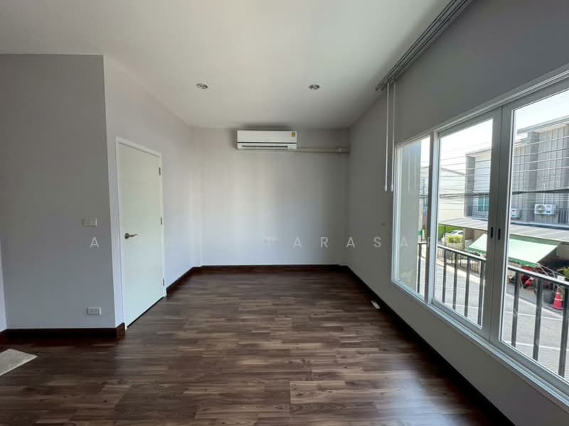 Cher Watcharapol, Bangkok, Sukhaphiban 5, Road Soi 70, O-Ngoen, Sai Mai, Bangkok, 3 Bedrooms, 130 sqm, Townhouse For Rent, by Airada Parasarn, 500462628 - DDproperty.com