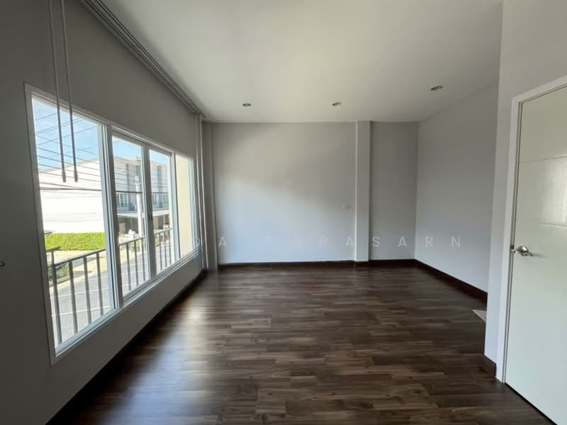 Cher Watcharapol, Bangkok, Sukhaphiban 5, Road Soi 70, O-Ngoen, Sai Mai, Bangkok, 3 Bedrooms, 130 sqm, Townhouse For Rent, by Airada Parasarn, 500462628 - DDproperty.com