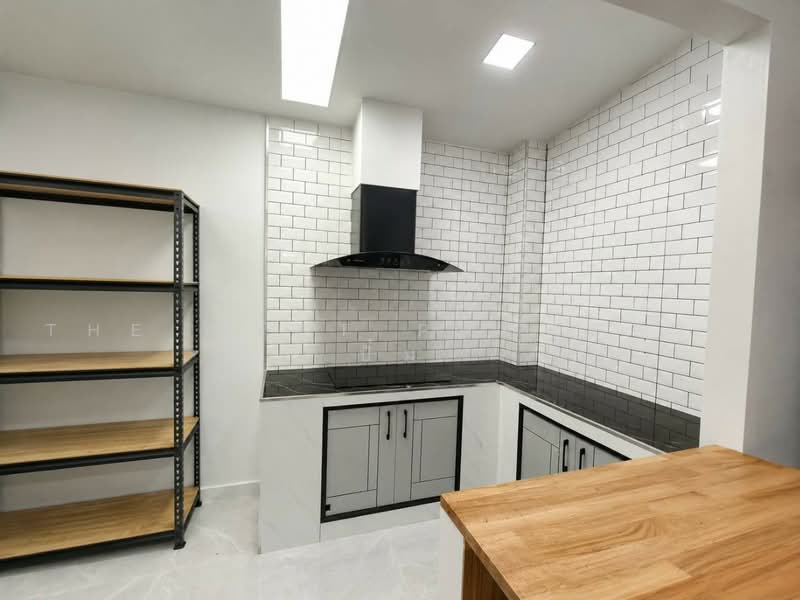 แฟมล แลนด, Chon Buri (Pattaya), Na Pa, Muang Chon Buri, Chon Buri (Pattaya), 2 Bedrooms, 80 sqm, Townhouse For Sale, by The Best Property ปิ๋ม, 500462670 - DDproperty.com