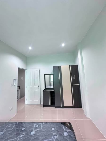 ให้เช่าทาวน์โฮมใหม่ ม.เดอะมิลตัน นิคมพัฒนา ซอย5 ระยอง, Rayong, Nikhom Pattana, Rayong, 3 Bedrooms, 80 sqm, Townhouse For Rent, by Dusit Saengfa, 500462677 - DDproperty.com